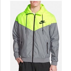 Men’s Nike Windrunner Jacket